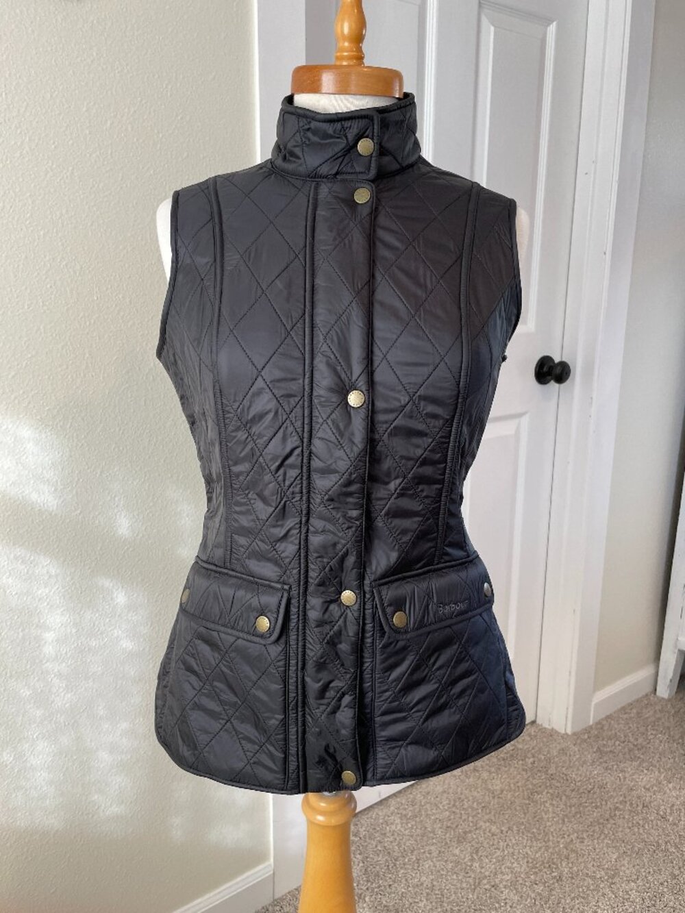 Barbour Quilted Black Vest USA 6 UK 10